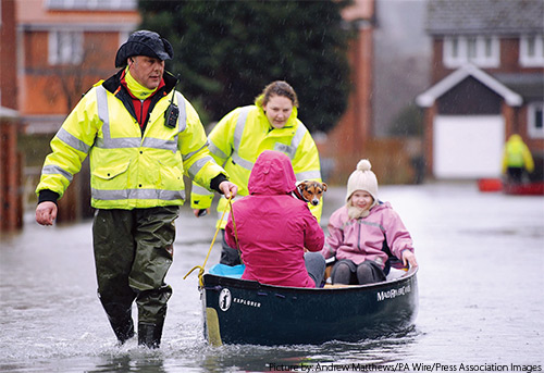 イングランド南部を中心に大規模な洪水被害