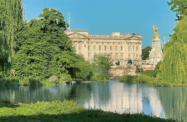 限りなく自然を演出する英国式景観庭園